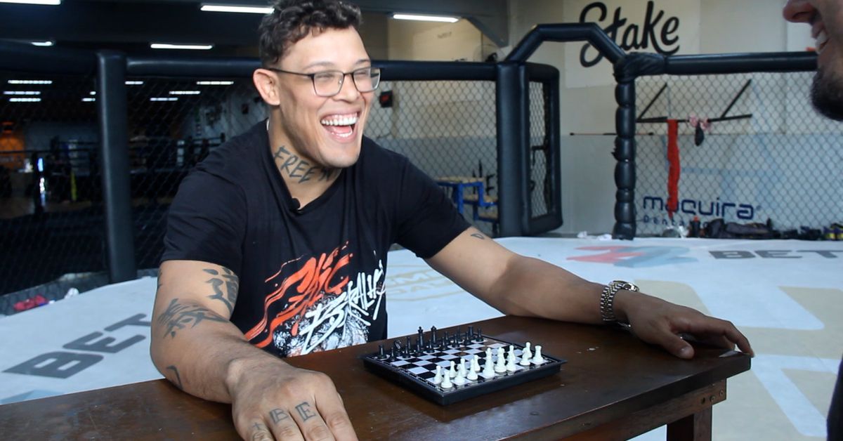 Caio B.jpg